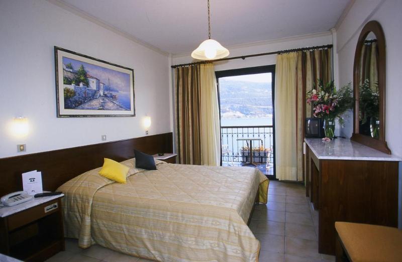 Aeolis Hotel Samos Town Exterior photo
