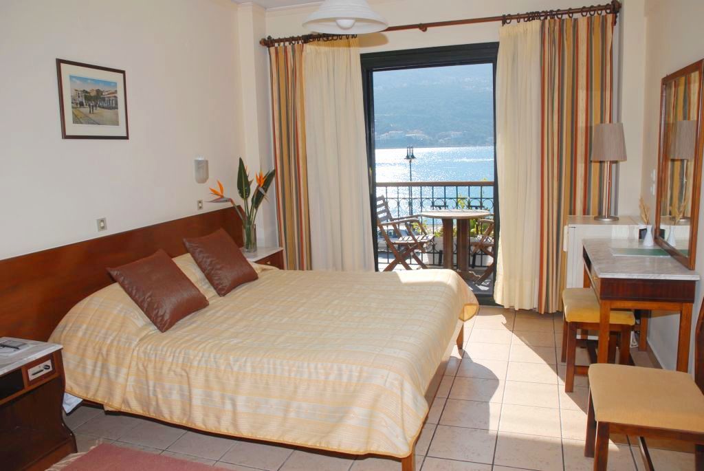 Aeolis Hotel Samos Town Exterior photo