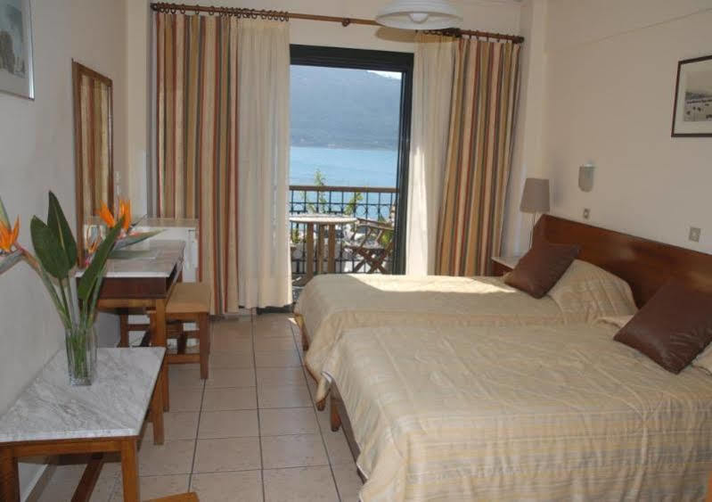 Aeolis Hotel Samos Town Exterior photo