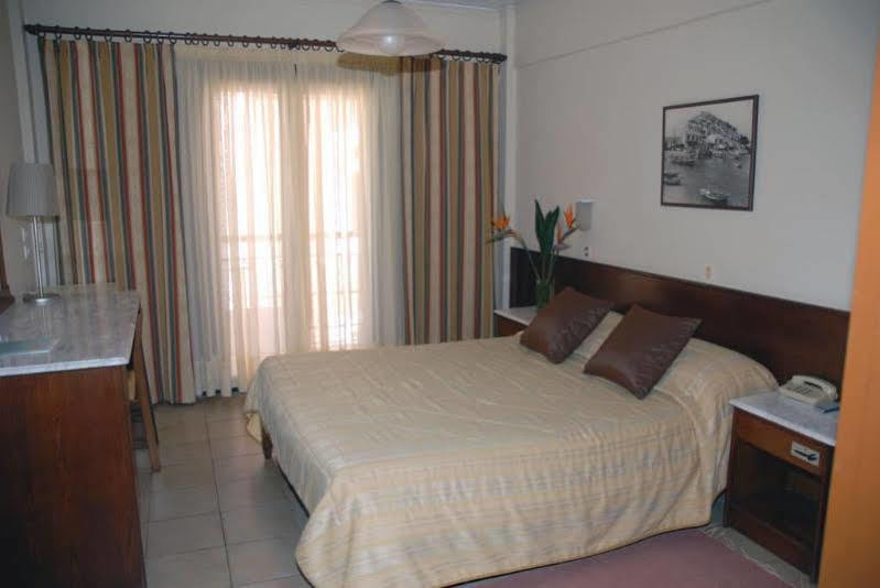 Aeolis Hotel Samos Town Exterior photo